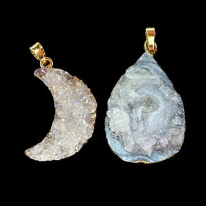 Lot Of 2 Natural Druzy Agate Pendants Natural Geode Crystal Gold Tone 1-1.5”